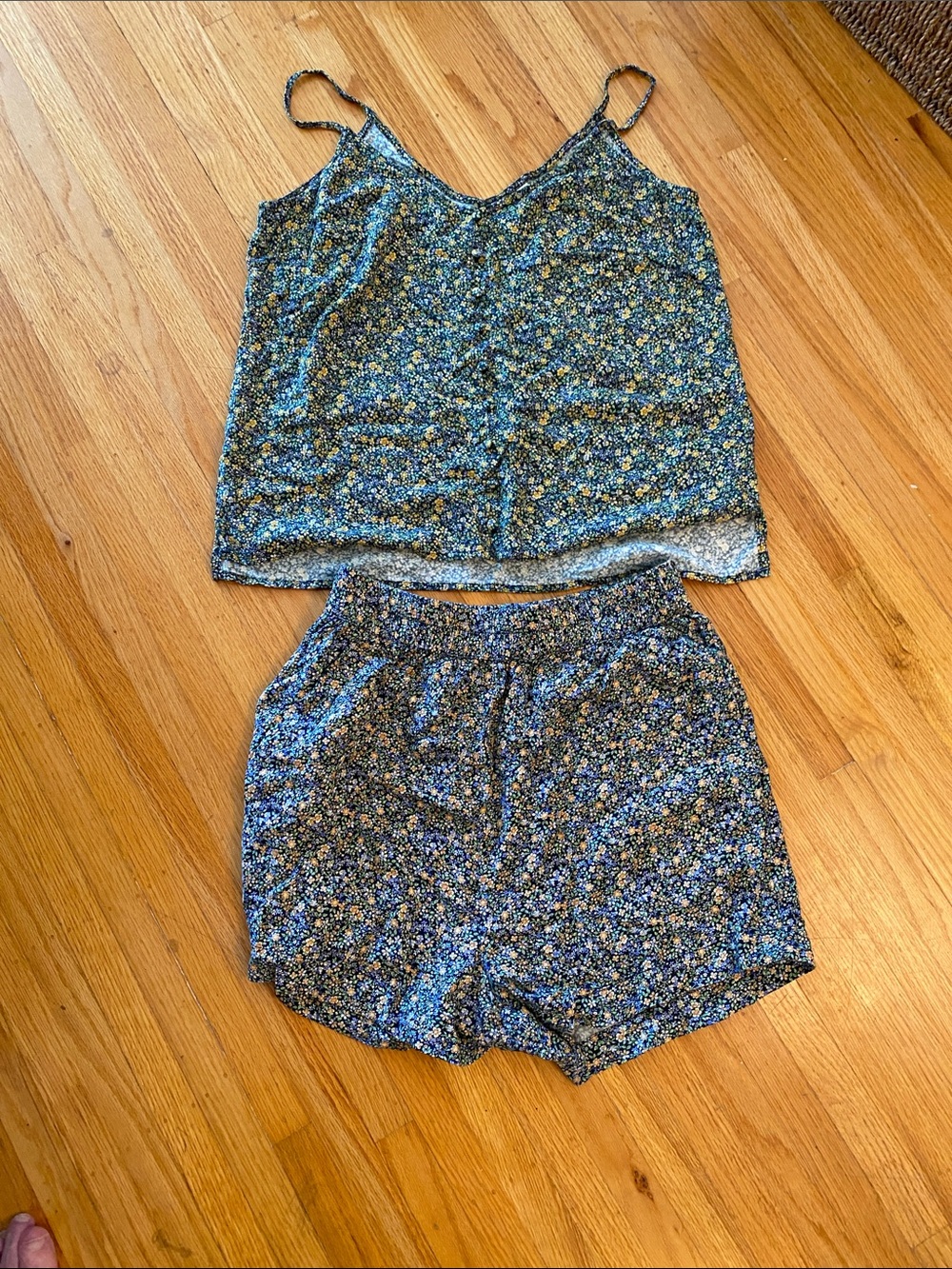 Simons Blue and Yellow Floral Women's  Blouse and Shorts Set